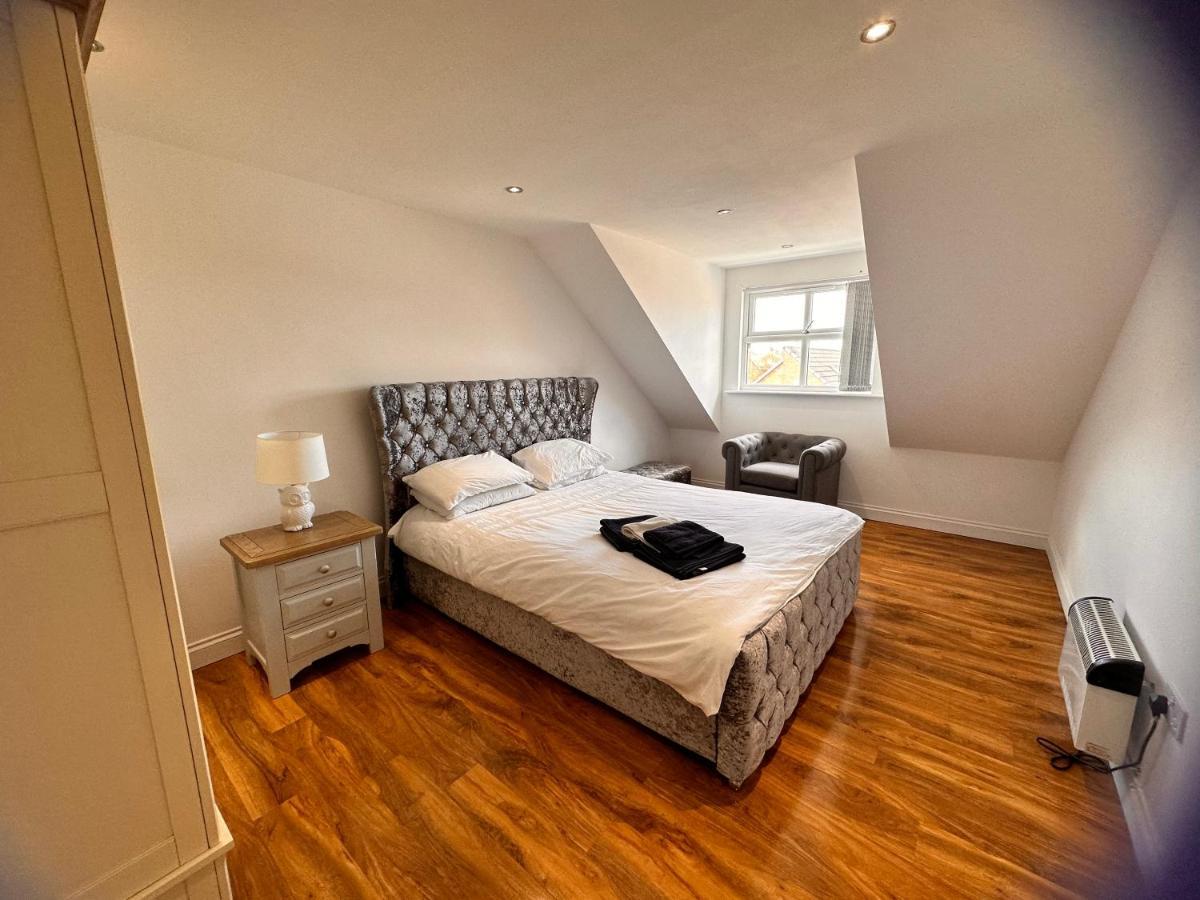 Joe Kelly Buildings B Apartment วิเธิร์นซี ภายนอก รูปภาพ